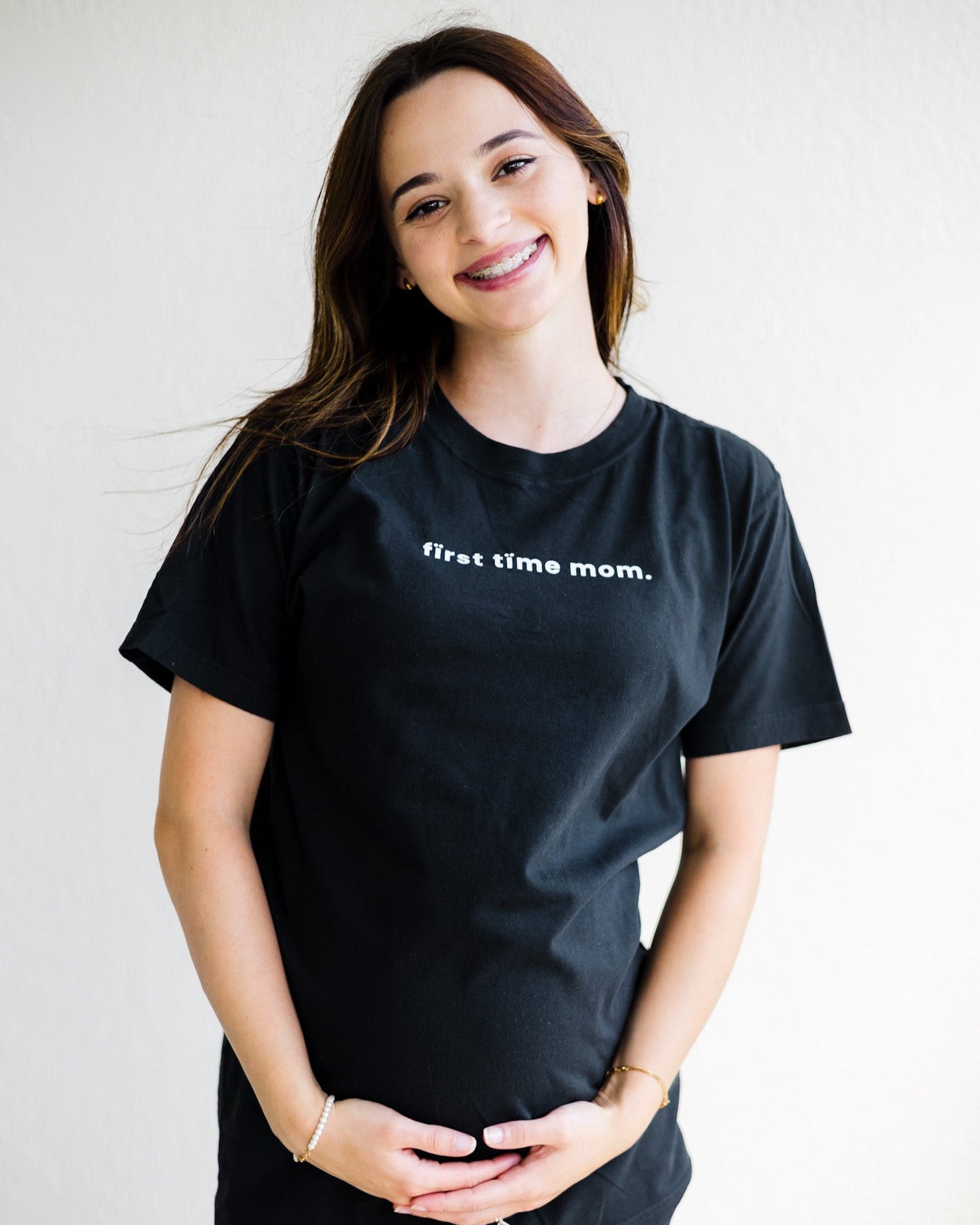 Short Sleeve "Fïrst Tïme Mom." Shirt